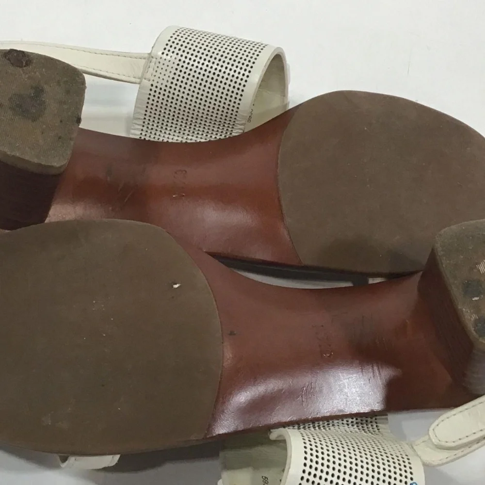 Women's Tory Burch Cream Leather Sandals Size 6.5M